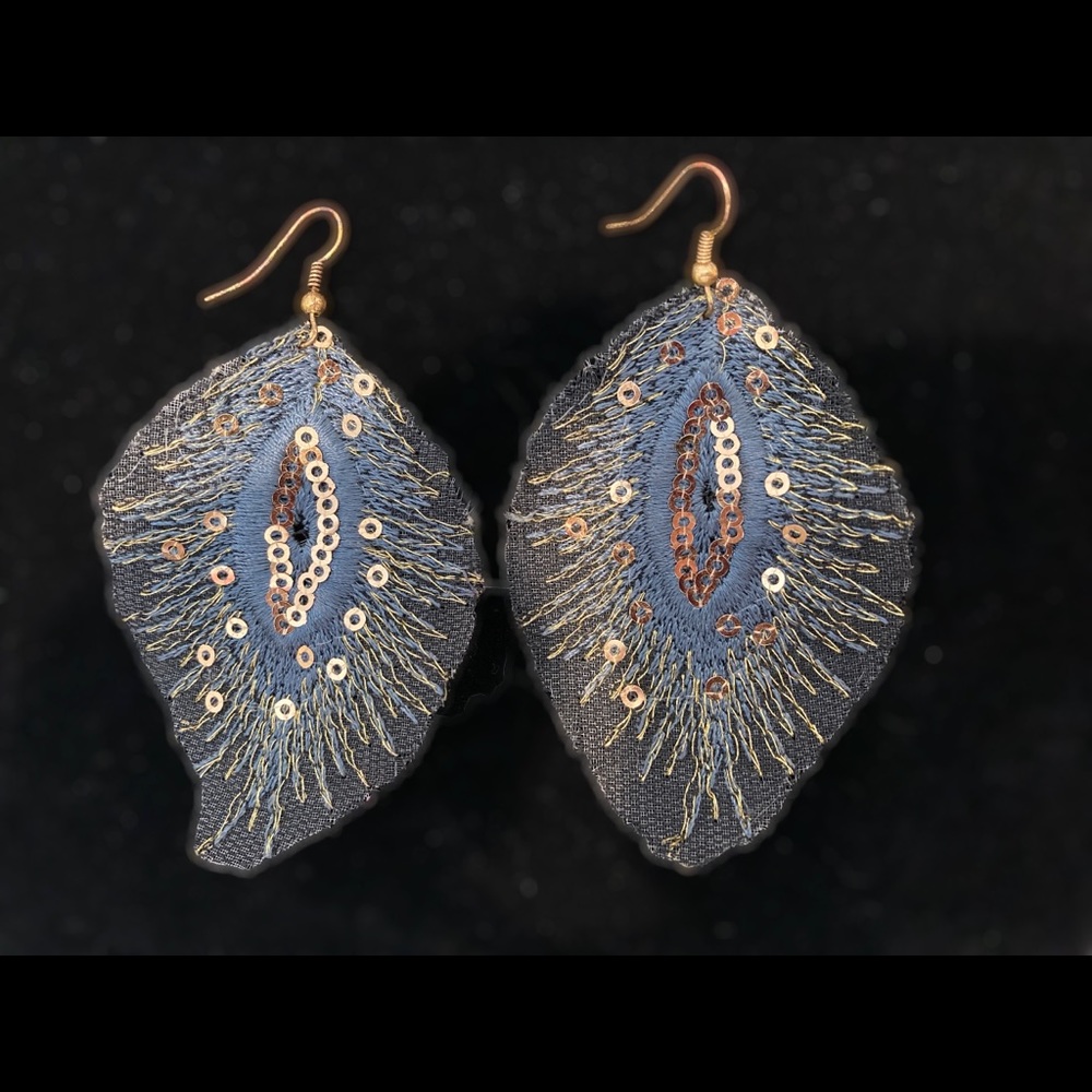 Feather light Sequined peacock theme earrings